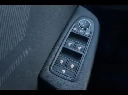 Photo 8 Renault Clio  1.6 E-Tech 145ch full hybrid esprit Alpine - 25