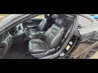 Photo 9 Ford Mustang  Fastback 5.0 V8 450ch GT