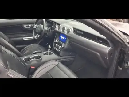 Photo 10 Ford Mustang  Fastback 5.0 V8 450ch GT