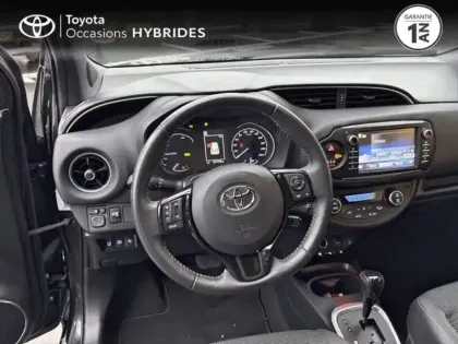 Photo 8 Toyota Yaris  100h Chic 5p