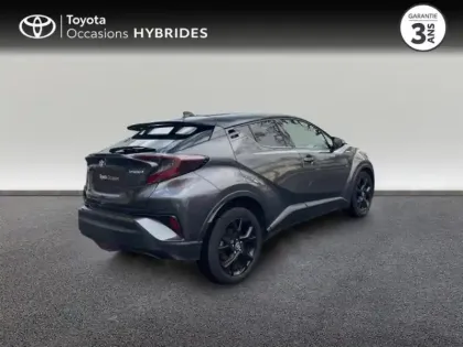 Photo 6 Toyota C-HR  122h Graphic 2WD E-CVT