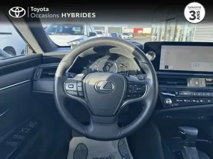 Photo 8 Lexus Es  300h Busins MY25