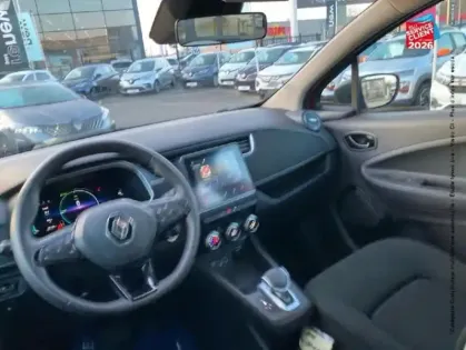 Photo 14 Renault Zoé Zoe E-Tech Life charge normale R110 Achat Intégral - 21 Camera