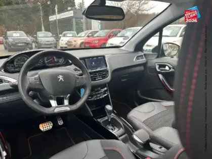 Photo 14 Peugeot 2008  1.2 PureTech 110ch E6.c GT Line S&S EAT6