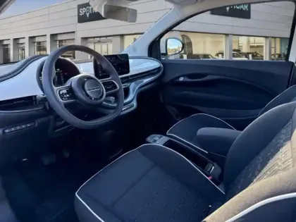 Photo 8 Fiat 500  e 118ch (RED) MY23