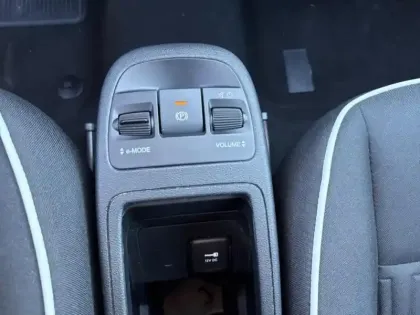 Photo 11 Fiat 500  e 118ch (RED) MY23