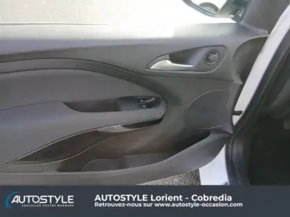 Photo 13 Opel Adam  Rocks 1.4 Twinport 87ch yourself Black&White Start/Stop