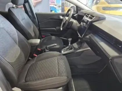 Photo 10 Ford Puma  1.0 EcoBoost Hybrid 125 ch Titanium S&S