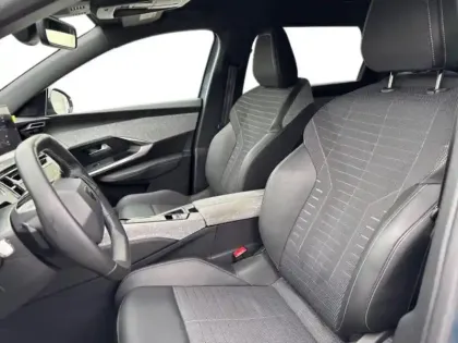 Photo 7 Peugeot 5008  Hybrid 136ch Allure e-DCS6