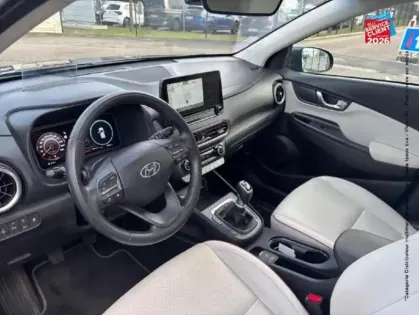 Photo 14 Hyundai Kona  1.0 T-GDi 120ch Hybrid 48V Executive GPS Camera Carplay