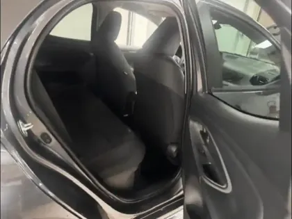 Photo 14 Toyota Yaris  116h Design 5p MY25