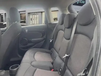 Photo 10 Mini Mini  5 Portes Cooper 136ch  Essential BVA7