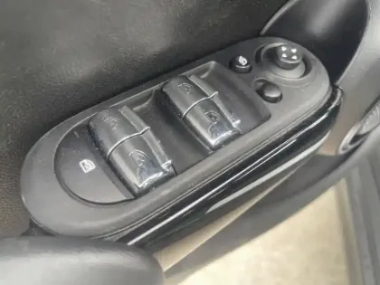 Photo 11 Mini Mini  5 Portes Cooper 136ch  Essential BVA7