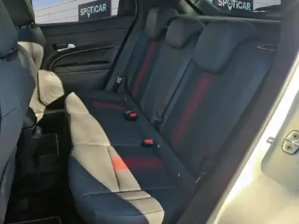 Photo 10 Alfa Romeo Junior  1.2 Ibrida 136ch DCT6