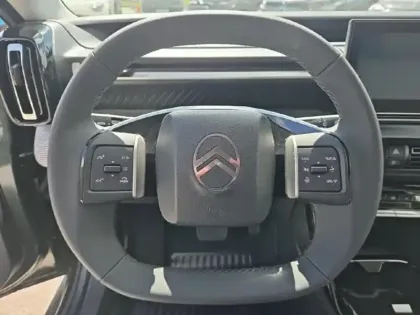 Photo 12 Citroën C3 Aircross  1.2 Hybride 145ch MAX