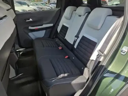 Photo 10 Citroën C3 Aircross  1.2 Hybride 145ch MAX