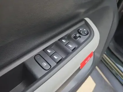 Photo 11 Citroën C3 Aircross  1.2 Hybride 145ch MAX