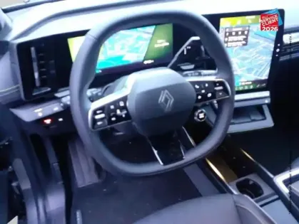 Photo 9 Renault Scenic  E-Tech Electric 220ch Techno option Iconic grande autonomie -25