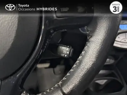 Photo 12 Toyota Yaris  100h Dynamic 5p RC19