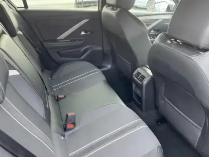 Photo 11 Opel Astra  1.2 Turbo 130ch GS BVA8