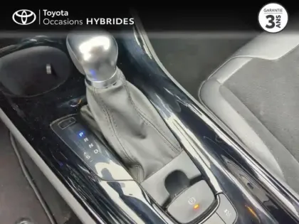 Photo 10 Toyota C-HR  184h Collection 2WD E-CVT Cuir Alcantara