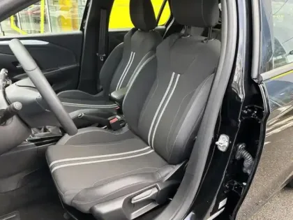 Photo 10 Opel Corsa  1.2 Turbo 100ch GS