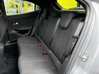 Photo 11 Opel Mokka  1.2 Turbo Hybrid 136ch Edition e-DCT6