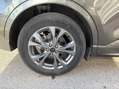 Photo 8 Ford Kuga  2.5 Duratec 190ch FHEV E85 ST-Line BVA