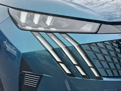 Photo 15 Peugeot 3008  Electrique 210 ch 73 kWh