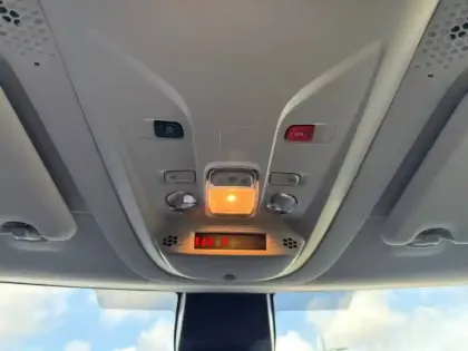 Photo 43 Peugeot Partner  CA DIESEL 100 CH XL MANUELLE