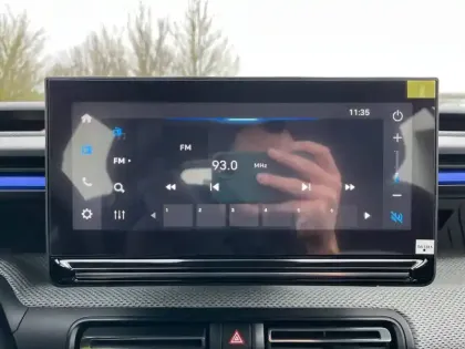 Photo 18 Citroën C3  Hybride 110 ch e-DCS6