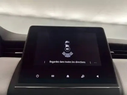 Photo 23 Renault Clio  SCe 65