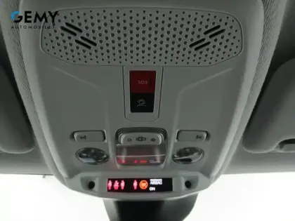 Photo 16 Peugeot 208  Hybrid 100 e-DCS6