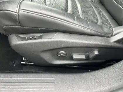 Photo 38 Citroën C5  X Hybride Rechargeable 225 S&S e-EAT8