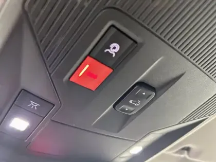 Photo 80 Citroën C5  X Hybride Rechargeable 225 S&S e-EAT8