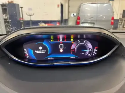 Photo 9 Peugeot 3008  BlueHDi 130ch S&S EAT8