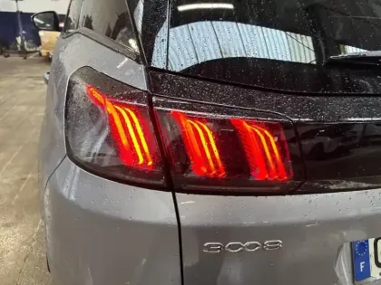 Photo 16 Peugeot 3008  BlueHDi 130ch S&S EAT8