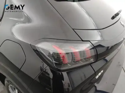 Photo 16 Peugeot 208  PureTech 100 S&S BVM6