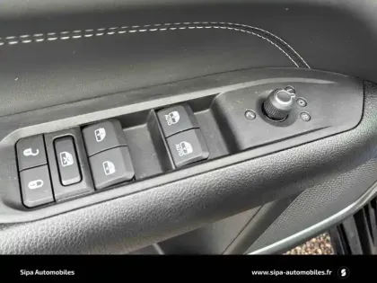 Photo 20 Jeep Compass  1.5 Turbo T4 130 ch e-Hybrid BVR7