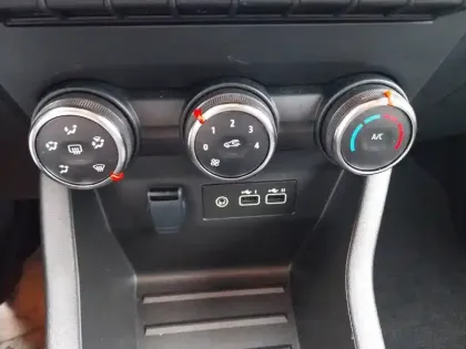 Photo 100 Renault Clio  Eco-G 100 GSR2