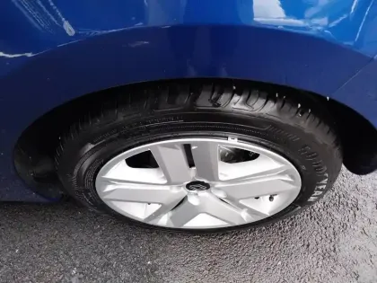 Photo 83 Renault Clio  Eco-G 100 GSR2