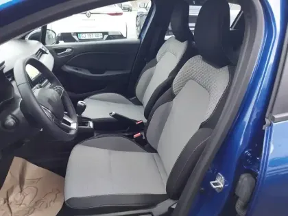 Photo 81 Renault Clio  Eco-G 100 GSR2