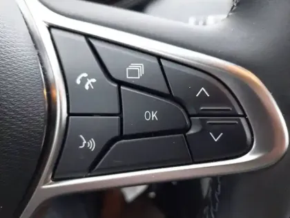 Photo 59 Renault Clio Gén. V (BJA) Ph2 Evolution 5