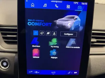 Photo 33 Renault Symbioz  E-Tech full hybrid 145