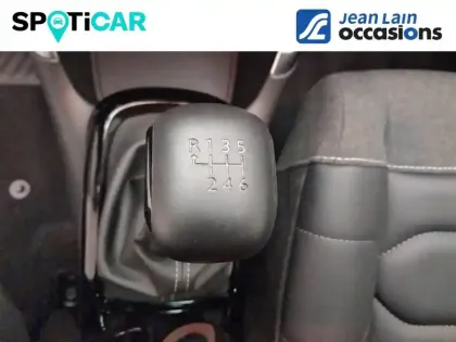 Photo 13 Citroën C3 Aircross  PureTech 110 S&S BVM6