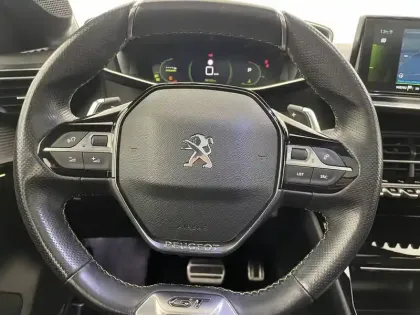 Photo 22 Peugeot 208  PureTech 130 S&S EAT8