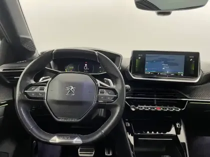 Photo 21 Peugeot 208  PureTech 130 S&S EAT8