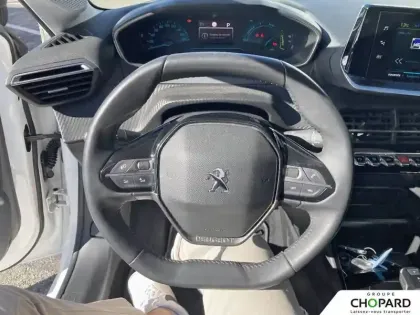 Photo 15 Peugeot 208  Electrique 50 kWh 136ch