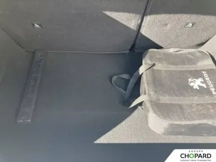 Photo 5 Peugeot 208  Electrique 50 kWh 136ch