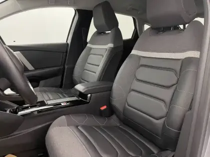 Photo 21 Citroën C4  PureTech 130 S&S EAT8